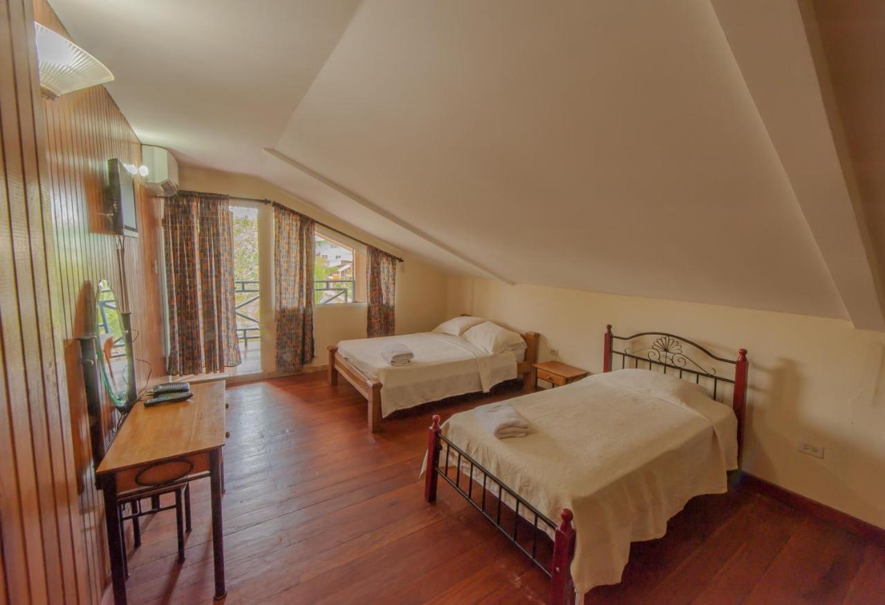 Hotel Posada Los Delfines 博卡斯德尔托罗 外观 照片